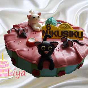 т. с шоколадными коржами и сливочным кремом