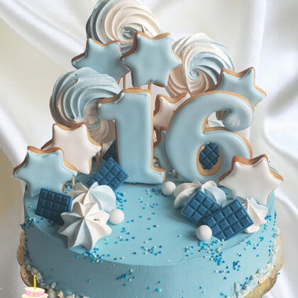 торт сникерс